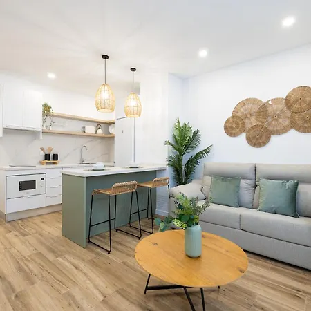 Bright Renovated -terrace -1bedroom 1bath * Malaga